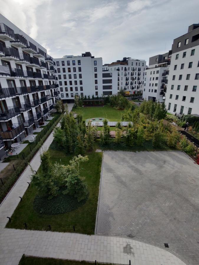 Apartament Uroczy apartament z miejscem na auto w garażu Warszawa Zewnętrze zdjęcie