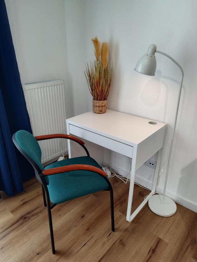 Apartament Uroczy apartament z miejscem na auto w garażu Warszawa Zewnętrze zdjęcie