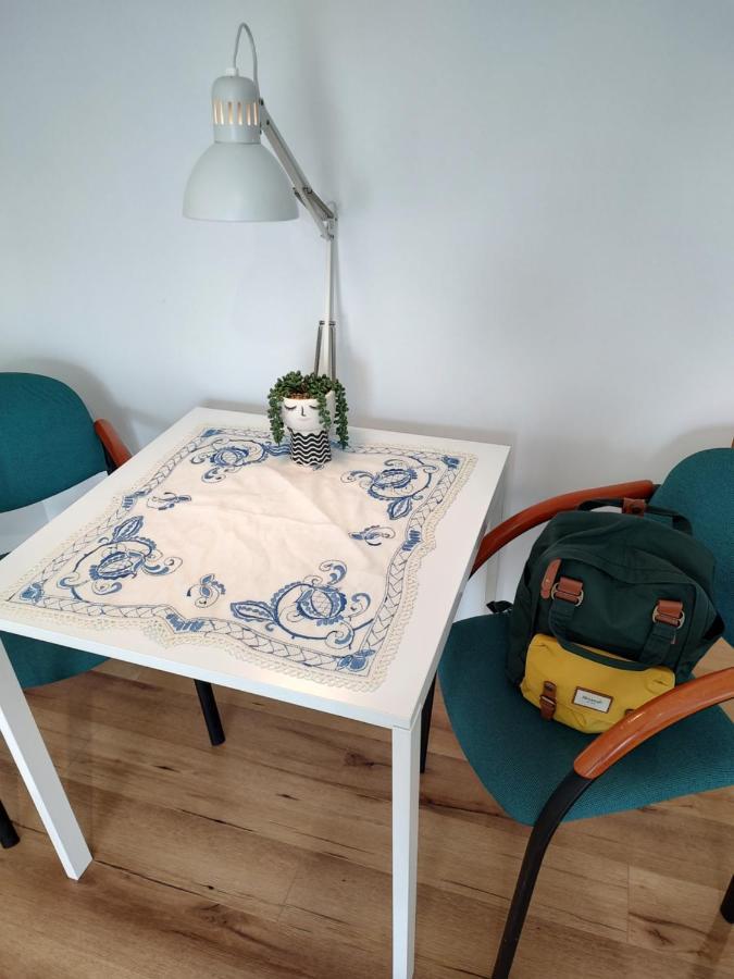 Apartament Uroczy apartament z miejscem na auto w garażu Warszawa Zewnętrze zdjęcie